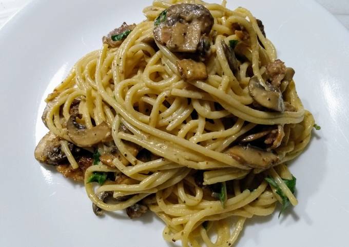 Mushroom carbonara