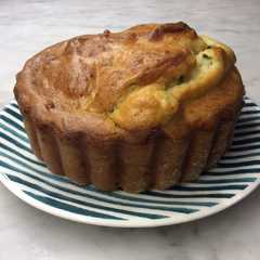 A picture of Torta salata con zucchine (versione normale e versione light).