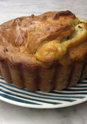 Foto di Torta salata con zucchine (versione normale e versione light)