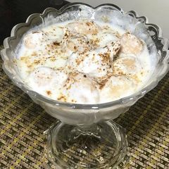 Besan kay Dahi Baray A picture of Besan kay Dahi Baray.