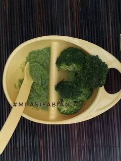 Foto resep MPASI Pure Brokoli (menu tunggal)