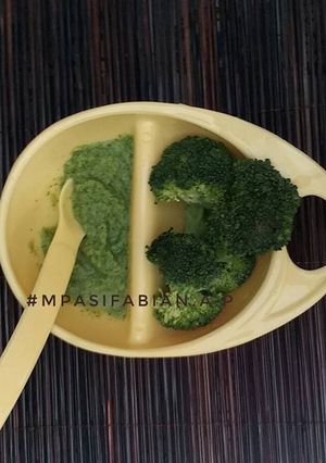 Foto resep MPASI Pure Brokoli (menu tunggal)