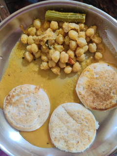 கொண்டைக்கடலை குருமா செய்முறை முக்கிய புகைப்படம்