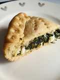 Spanakopita with Feta – Easy and Quick with Homemade Crust