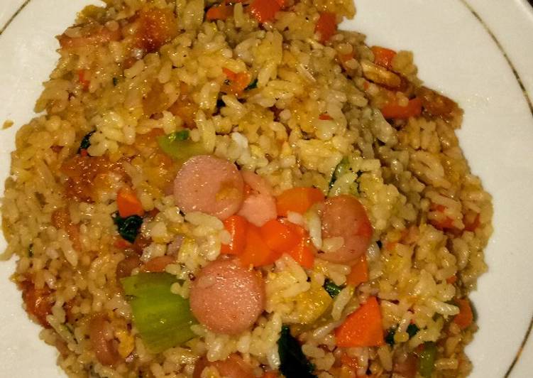  Resep  Nasi goreng  Vietnam  sosis sayur duper pedas oleh 