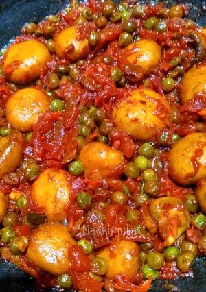 A picture of Garlic Peas Mushrooms.