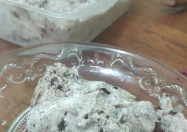 Resep Oreo Ice Cream Homemade 3 Bahan Anti Gagal