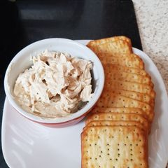 My Soft Cheese and carelamised onion Dip. 😗 A picture of My Soft Cheese and carelamised onion Dip. 😗.