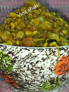 स्प्राउट्स मूंग (sprouts moong recipe in Hindi) रेसिपी मुख्य फोटो
