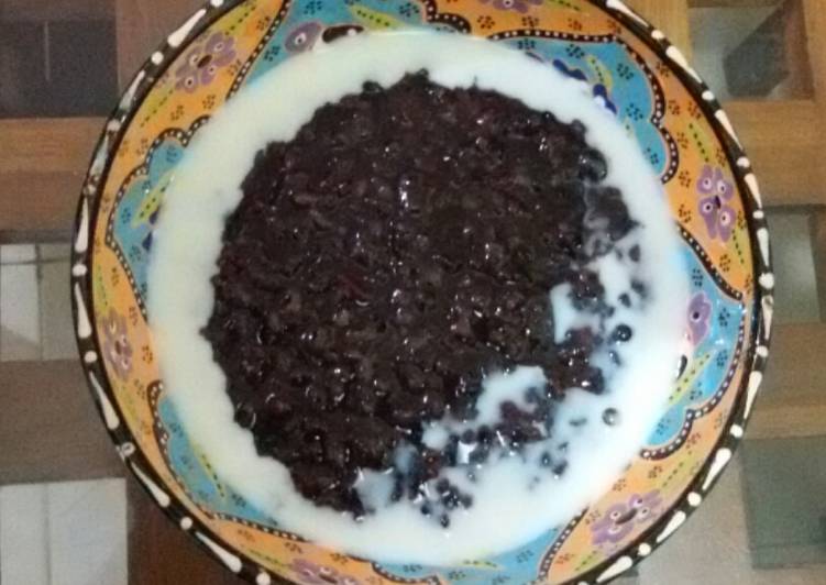 Bubur Ketan Hitam Susu ala bu Dee (tanpa santan)