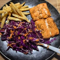 A picture of Baked salmon with chilli lime slaw.