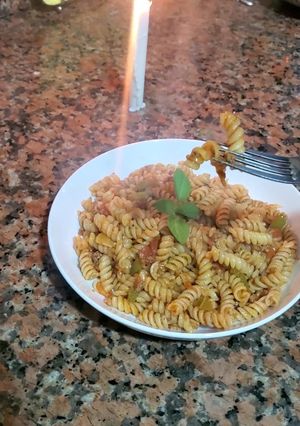 صورة لوصفة معكرونة ببندورة 🍝 بدون بصل