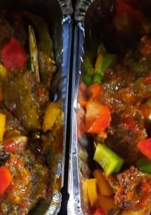 A picture of Roasted mutton with peppers.