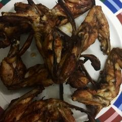A picture of Wings.