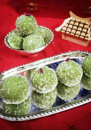 A picture of Paan laddu.