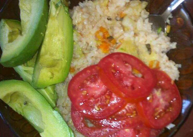 Simple Way to Make Ultimate Carrot rice with avocado and fresh tomatoes