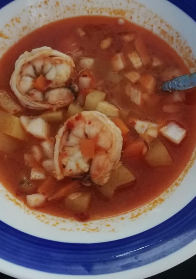 Una foto de Caldo de camarón