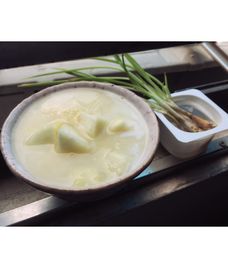 chè sắn cốt dừa