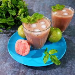A picture of Guava Pudina Juice.