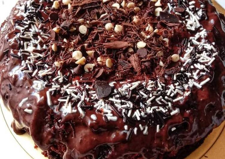 Jhat Pat Microwave Brownie Cake Recipe By Maria Shujaat Cookpad