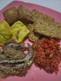 Menu tanggal tua bahagia : Sambel bawang dan teman2nya