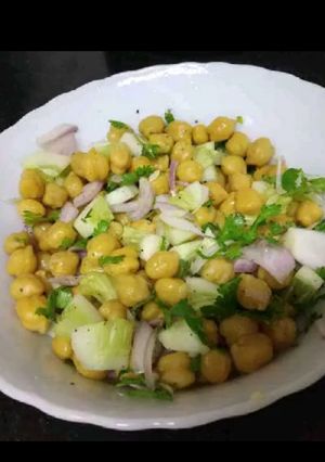 A picture of Healthy salad.