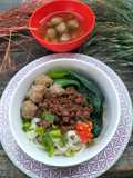 Kwetiau kuah daging kecap