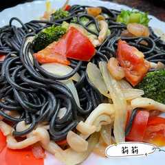 Tumis Sphagetti 香炒義大利麵 রেসিপির প্রধান ছবি