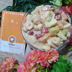 A picture of Juicy creamy fruit chat.