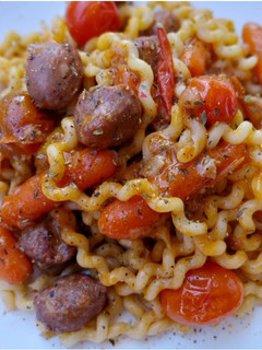 Una foto de Fusilli lunghi con ragú de butifarra