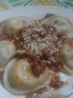 Una foto de Sorrentinos de puerro y cebolla