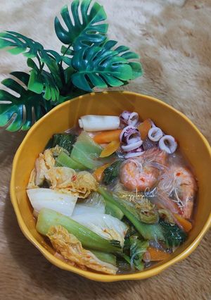 Foto resep Tom yum Seafood ala Rumahan