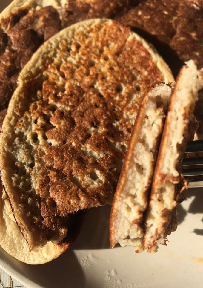 Una foto de Panqueques saludables sin harina refinada, azúcar ni manteca!