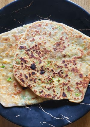 A picture of Cabbage+ cheese paratha.