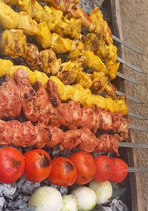 عکسی از دستور جوجه کباب زعفرانی
