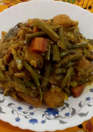 ফ্রেঞ্চ বিন্স পাঁচমিশালী সব্জী(french been sabji recipe in bengali রেসিপির প্রধান ছবি
