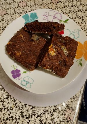 Una foto de Brownie de Lentejas, Naranja y Chocolate Blanco