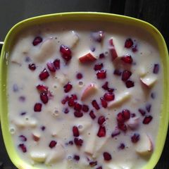 A picture of Fruit Custard.