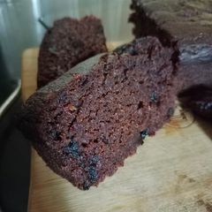 A picture of Sugar free Dates and banana Chocolate cake 🌴🍌🍌🌴.