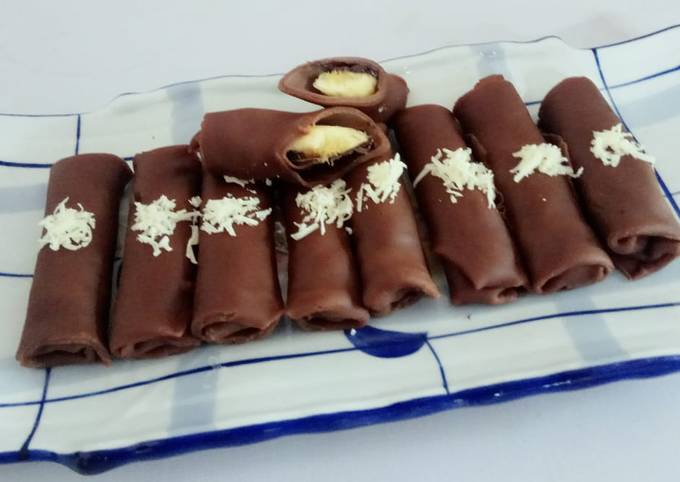 Easiest Way to Make Perfect Dadar gulung coklat piscok...