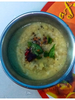 முட்டைக்கோஸ் பாசிப்பருப்பு கூட்டு (Muttaikosh paasiparuppu kootu recipe in tamil) செய்முறை முக்கிய புகைப்படம்