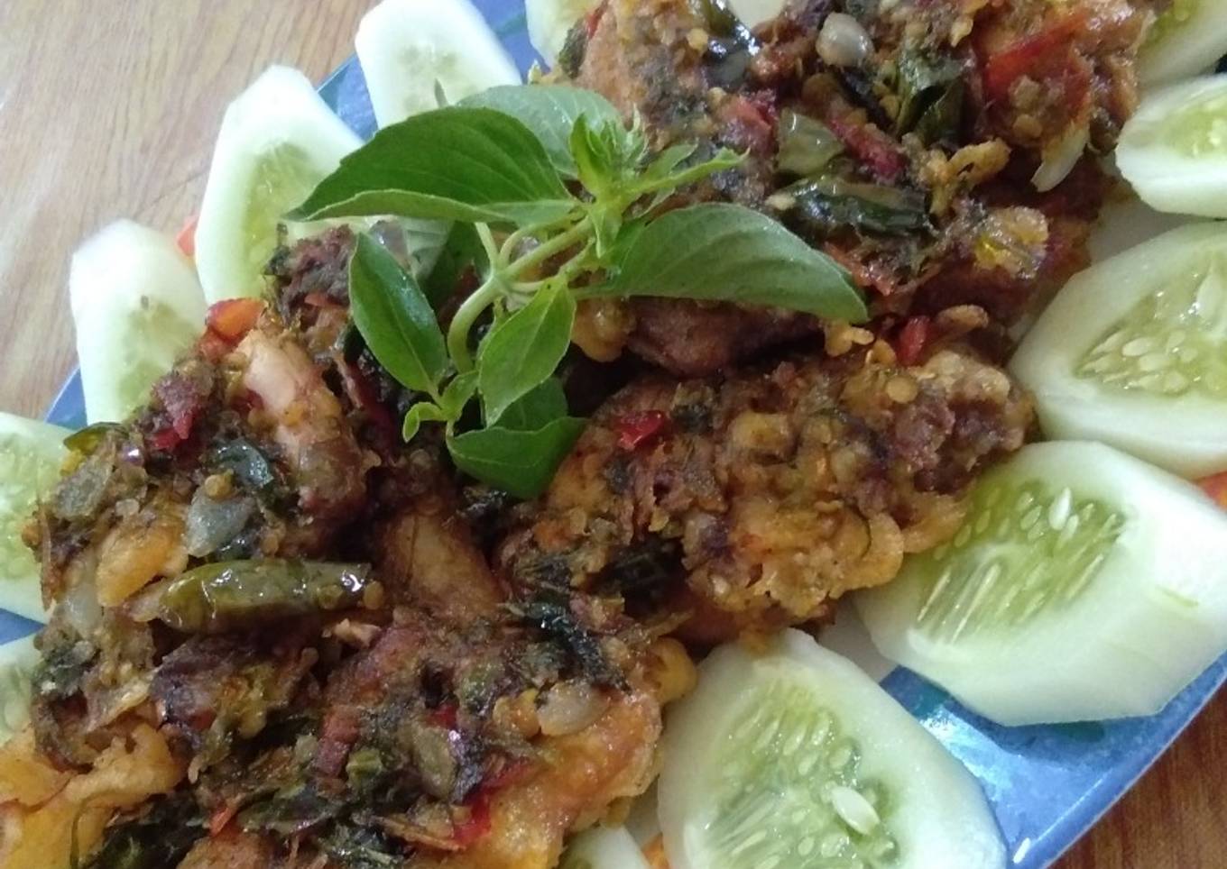 Langkah Mudah untuk Membuat Ayam geprek cabe ijo yang Enak