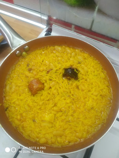 Una foto de Habichuelas de lata con arroz
