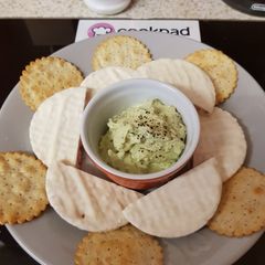 A picture of My Avocado & Soft Cheese Dip. 😁.