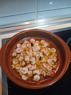 Una foto de Gambas al ajillo
