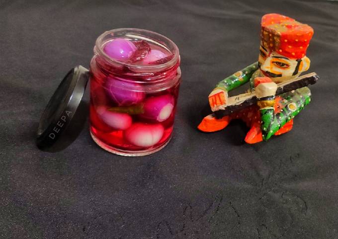 Step-by-Step Guide to Prepare Speedy Restaurant Style Vinegar Onion