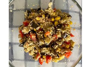 Foto di Cous cous con mais, melanzane, pomodorini, tonno 🌽 🍆 🍅
