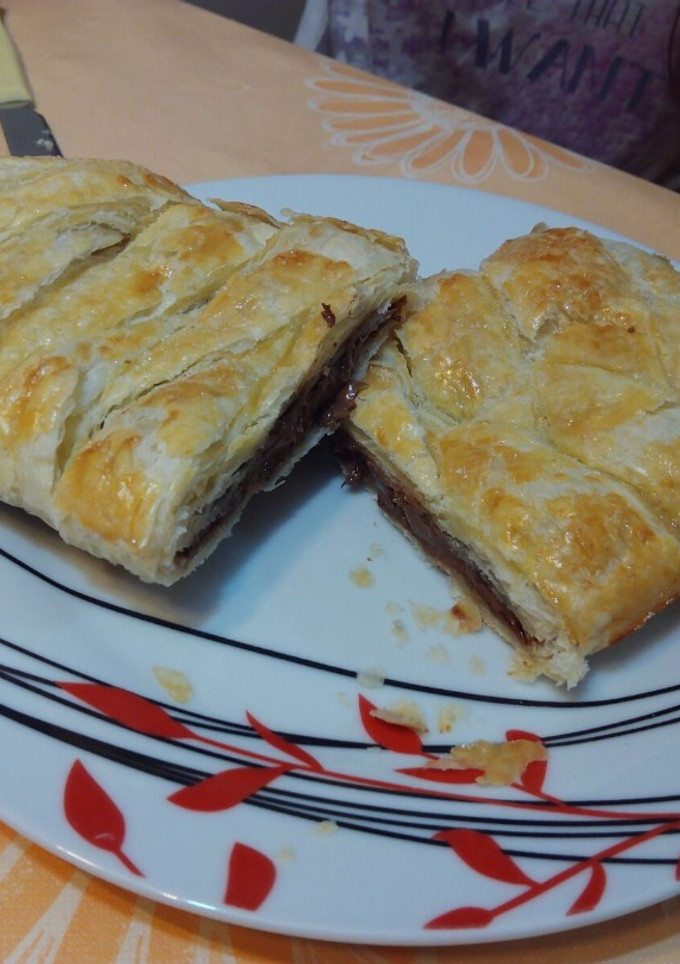 Una foto de Hojaldre de chocolate muy fácil