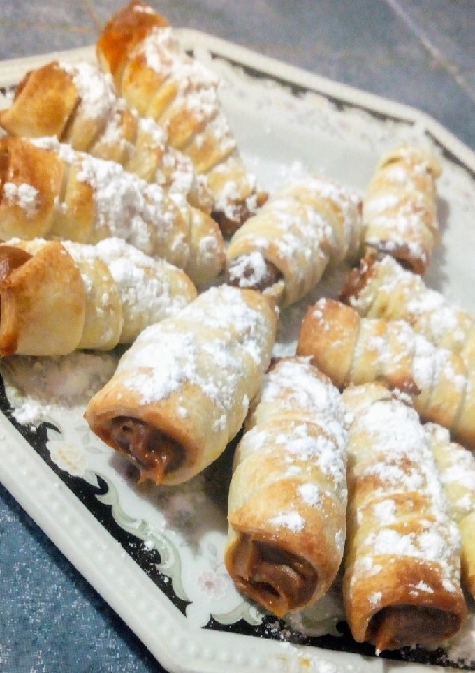 Una foto de Cubanitos de dulce de leche! Fácil y económico