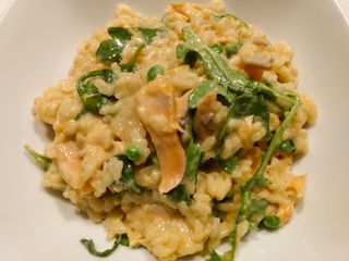 Salmon, pea and arugula risotto